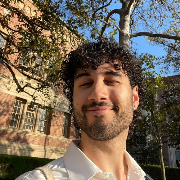 Meet your Posher, Max - Picture 1 of 1